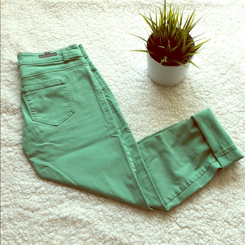 Lauren Conrad Mint Cuffed Capris